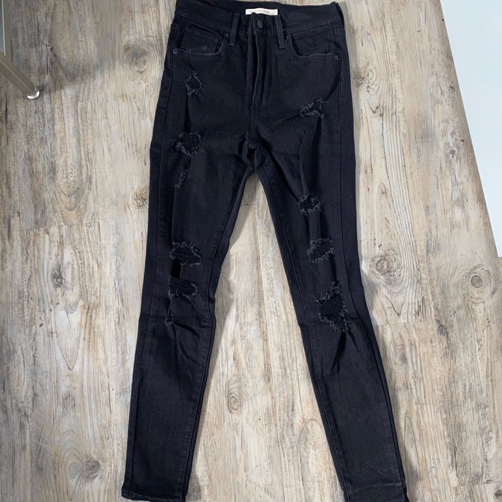 Levi skinny jeans